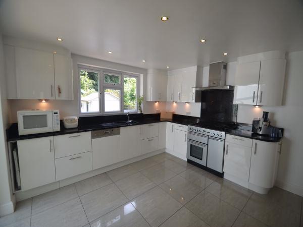 Worcester Crescent, Mill Hill